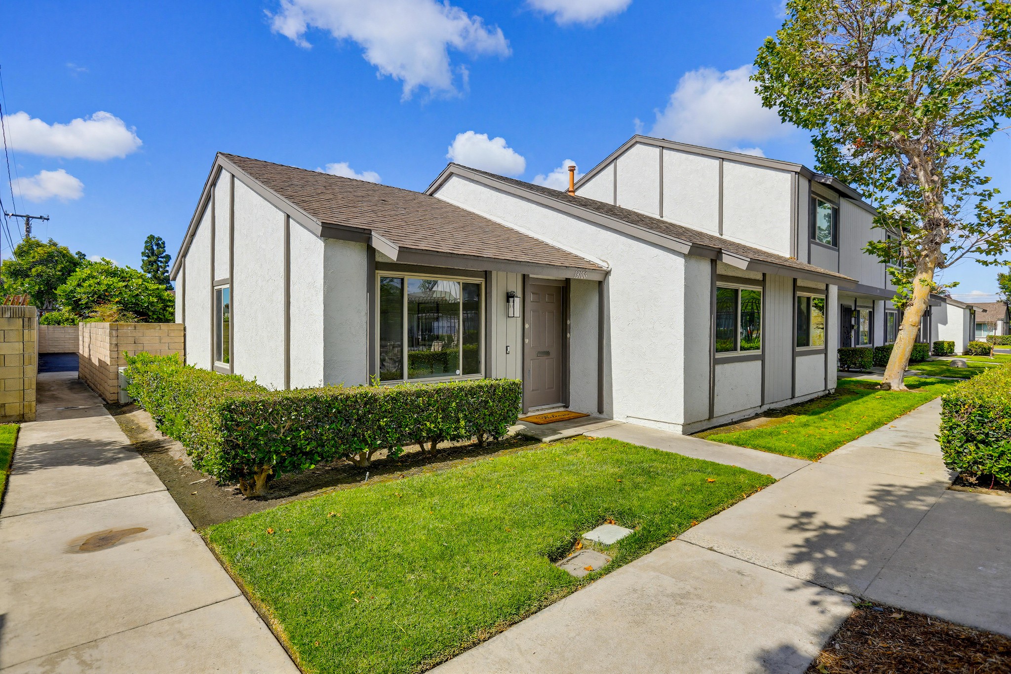 Virtual tour photo 1 of 69 for 13100 Ferndale Dr
