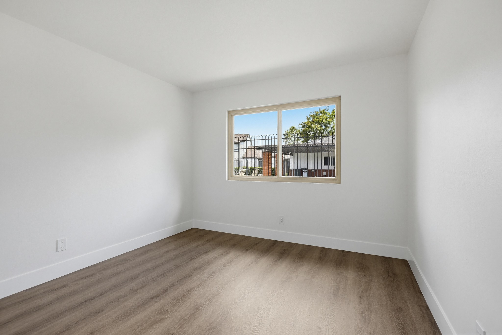 Virtual tour photo 36 of 69 for 13100 Ferndale Dr