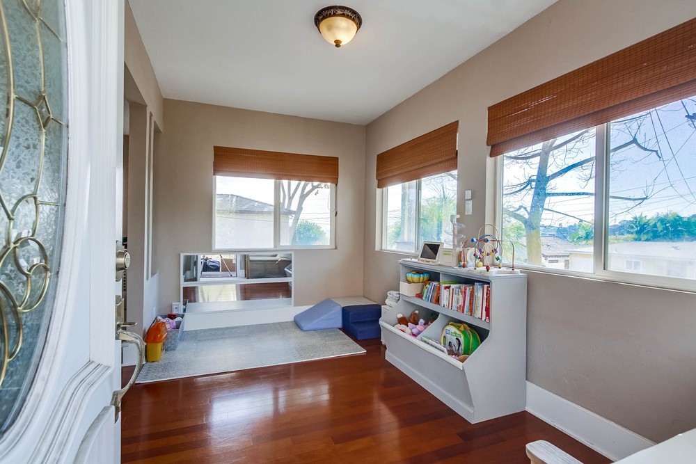Virtual tour photo 9 of 61 for 1311 Felton St