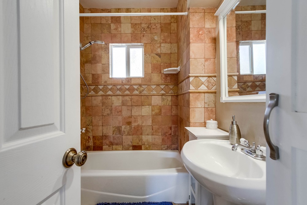Virtual tour photo 26 of 61 for 1311 Felton St
