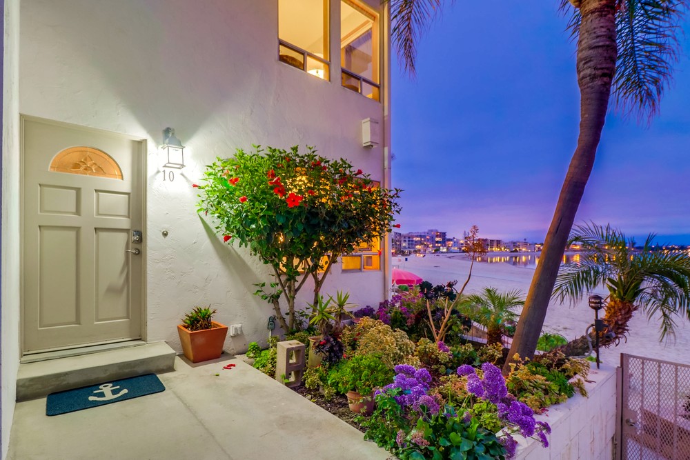 Virtual tour photo 7 of 63 for 1311 La Palma St UNIT 10