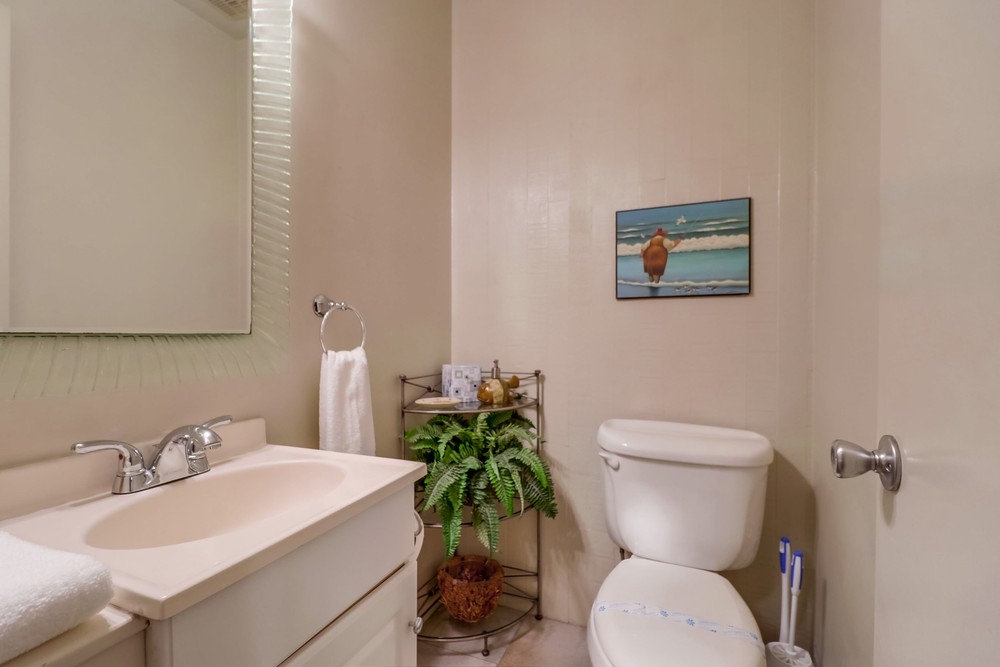 Virtual tour photo 32 of 63 for 1311 La Palma St UNIT 10