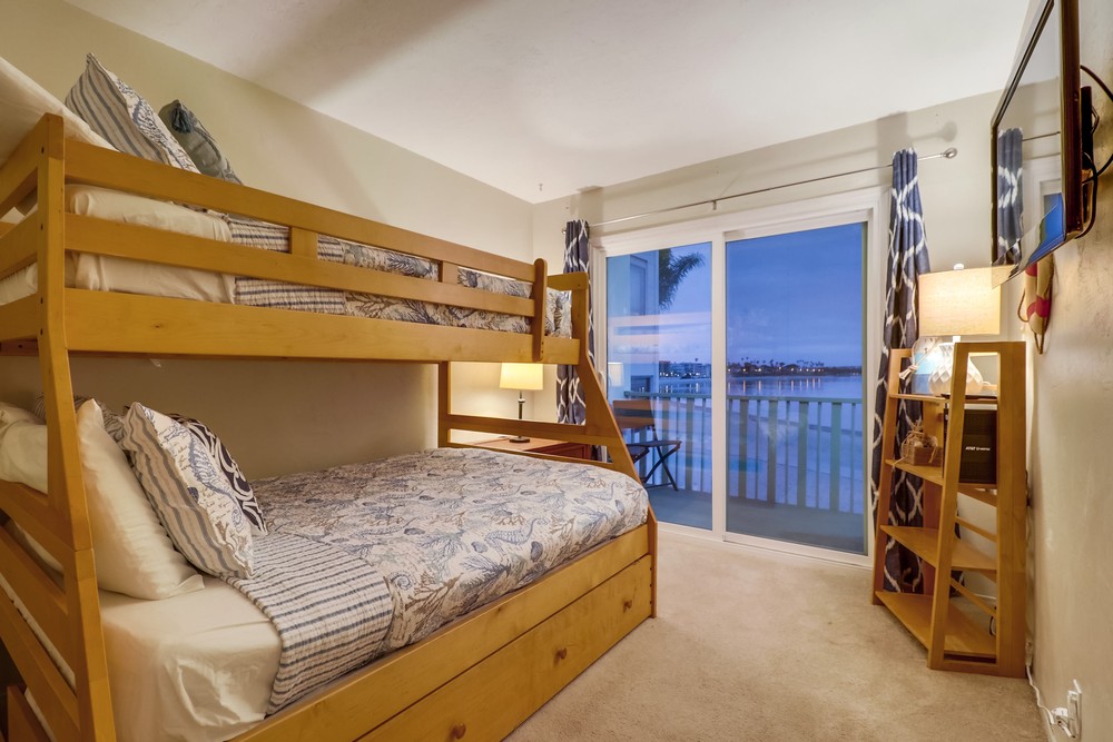Virtual tour photo 44 of 63 for 1311 La Palma St UNIT 10