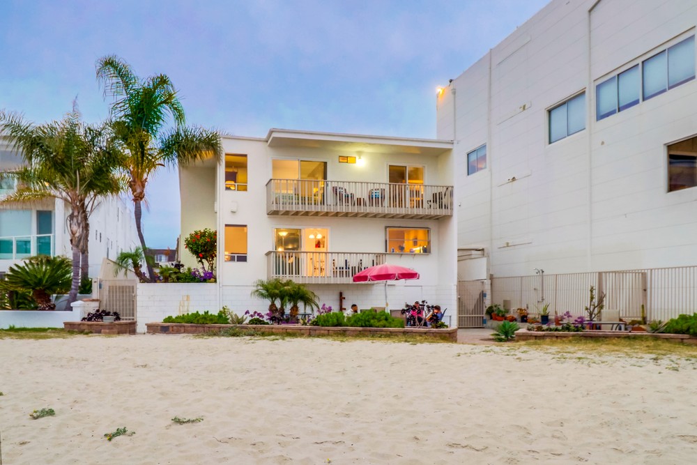 Virtual tour photo 53 of 63 for 1311 La Palma St UNIT 10