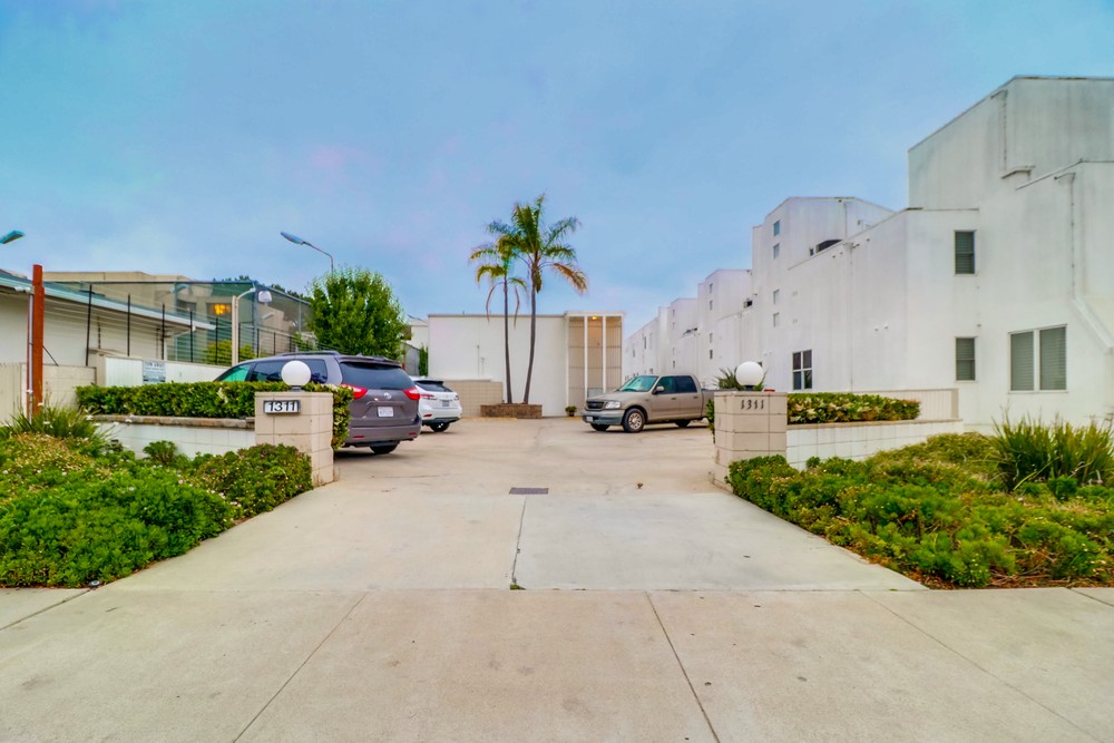 Virtual tour photo 57 of 63 for 1311 La Palma St UNIT 10
