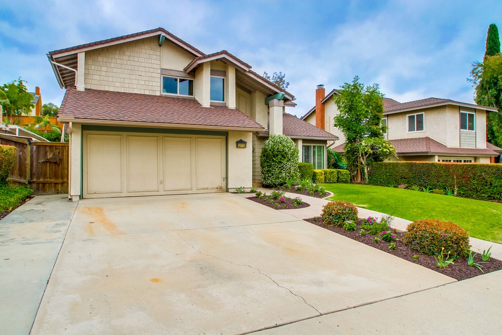 Virtual tour photo 3 of 44 for 13119 Trail Dust Ave