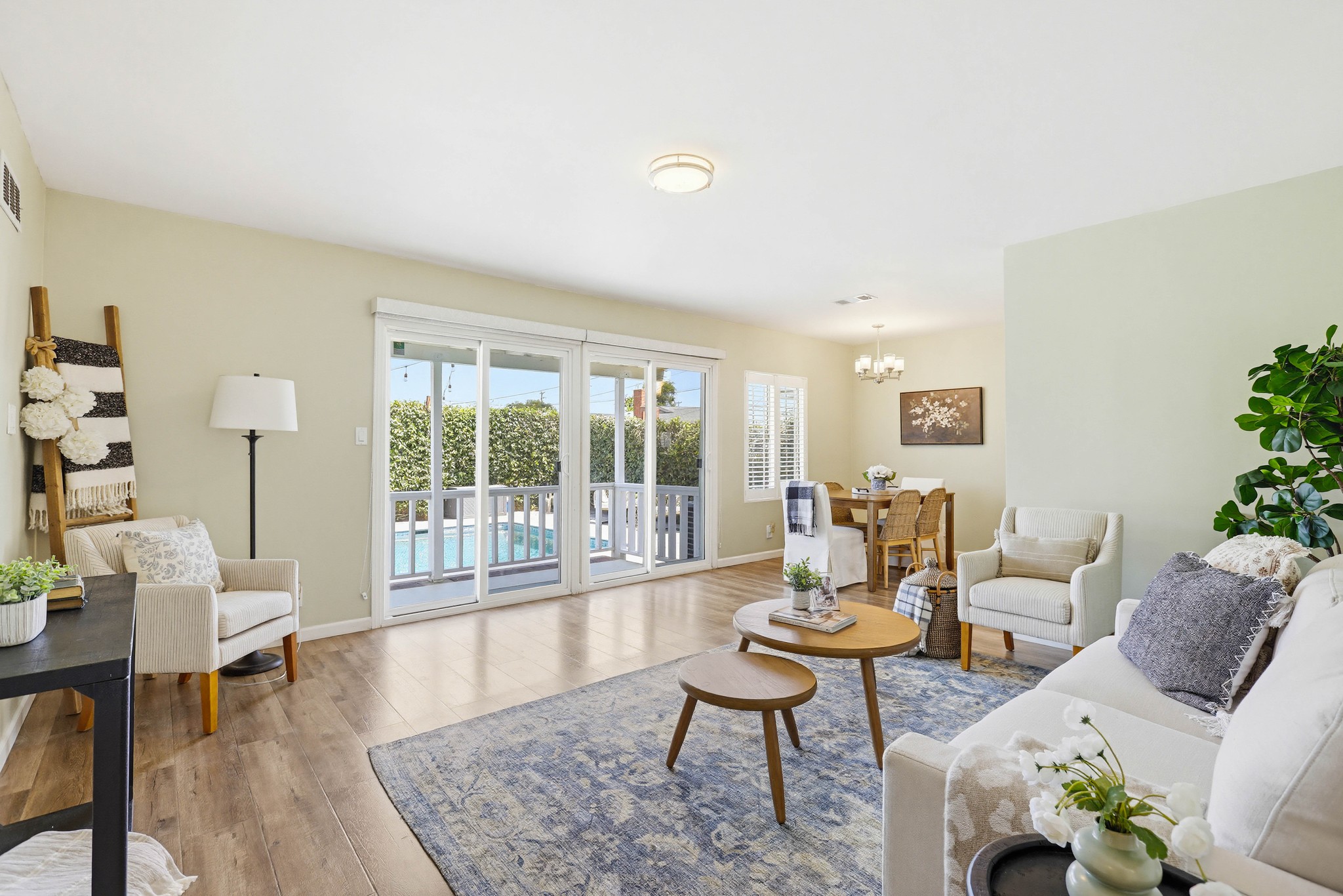 Virtual tour photo 23 of 82 for 1312 N Devonshire Rd