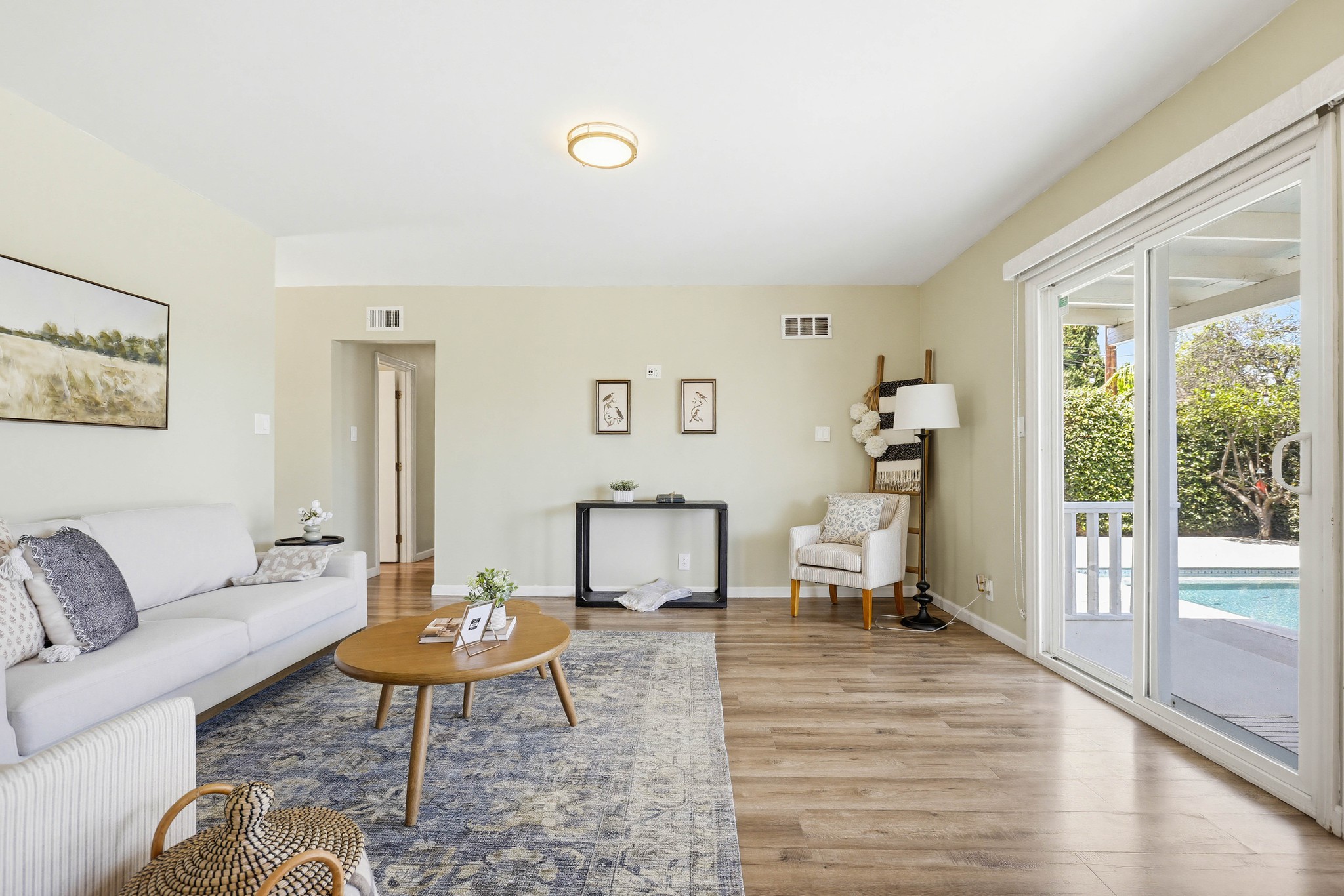 Virtual tour photo 29 of 82 for 1312 N Devonshire Rd
