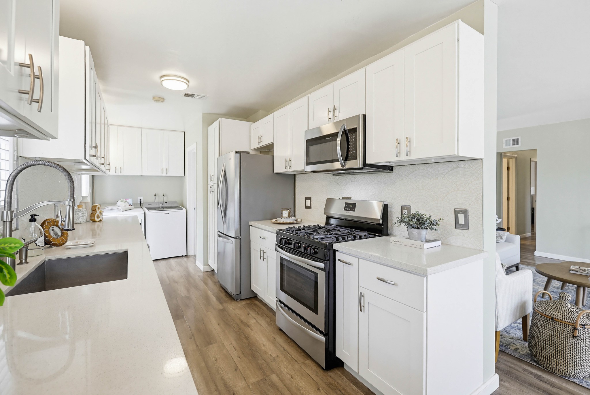 Virtual tour photo 35 of 82 for 1312 N Devonshire Rd