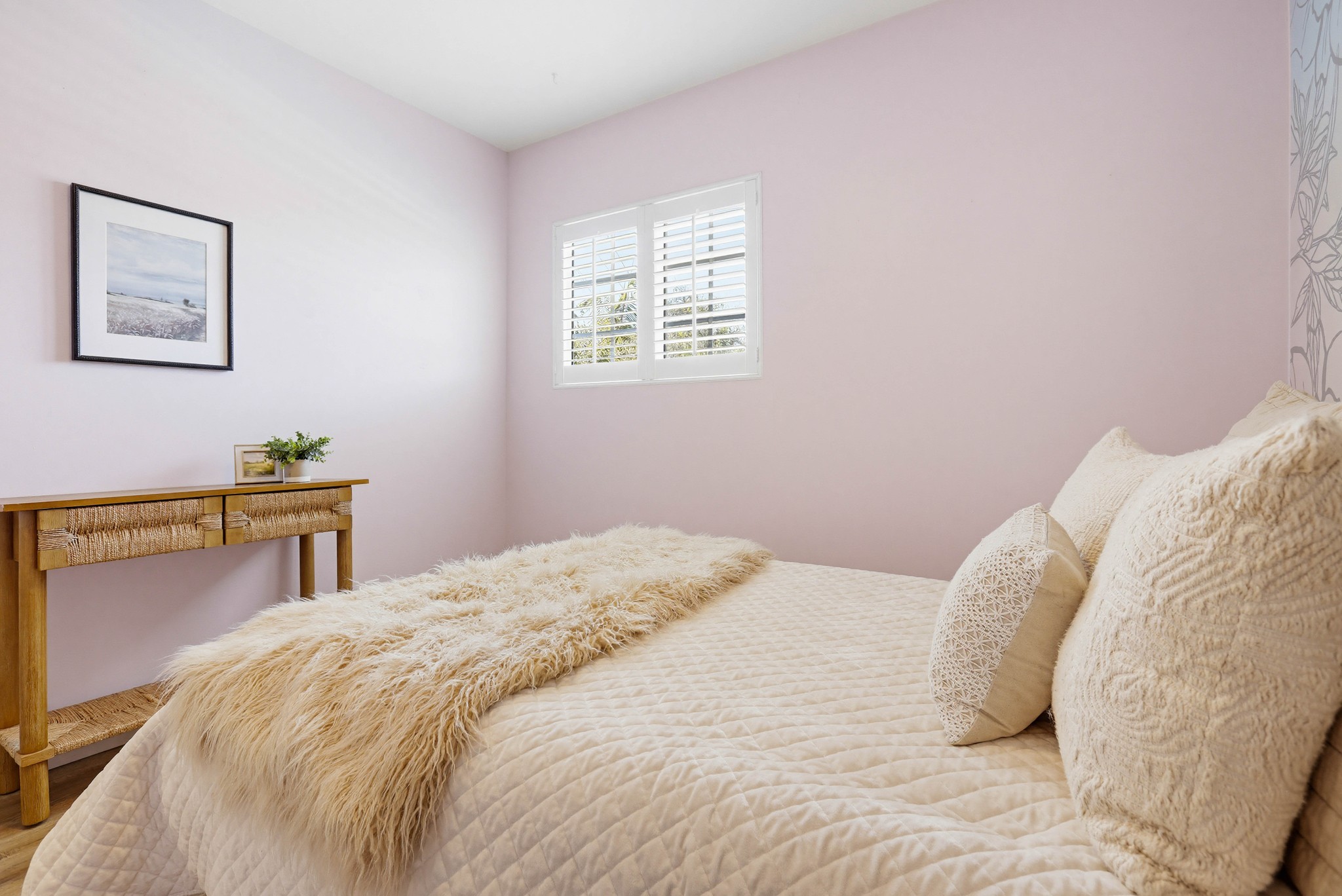Virtual tour photo 59 of 82 for 1312 N Devonshire Rd