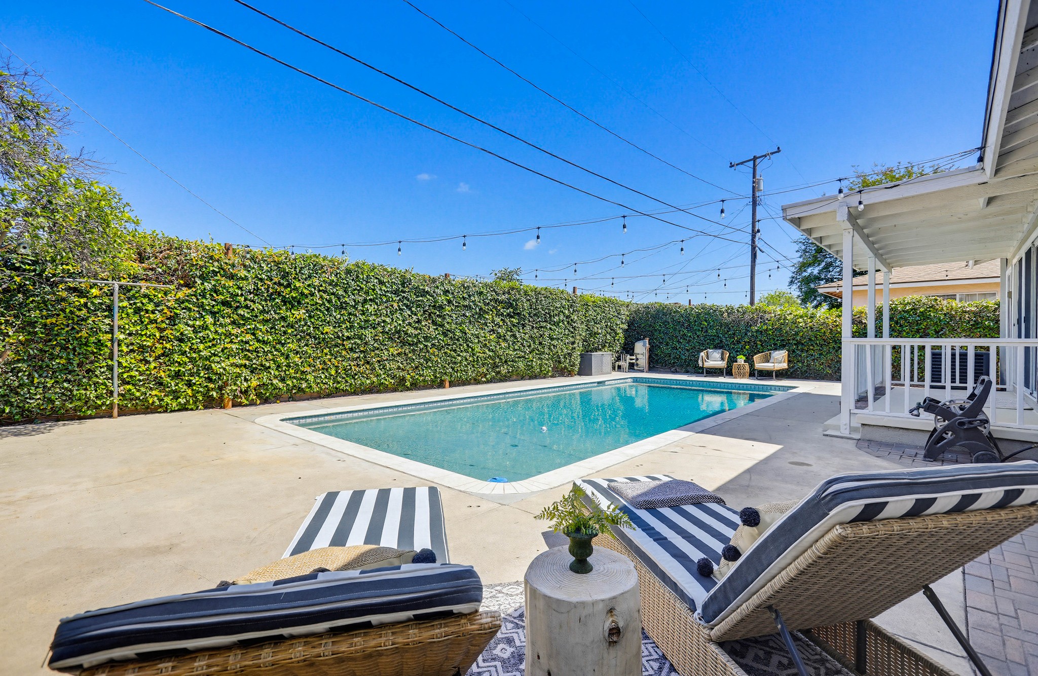 Virtual tour photo 77 of 82 for 1312 N Devonshire Rd