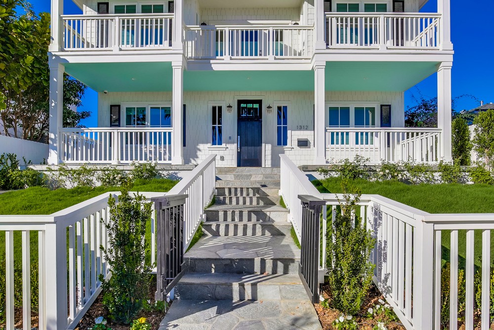 Virtual tour photo 8 of 12 for 1312 Wilbur Ave