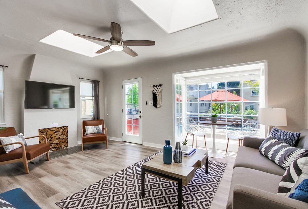 Virtual tour photo 15 of 62 for 1314 Pacific Beach Dr
