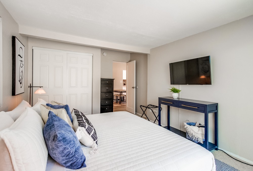 Virtual tour photo 34 of 62 for 1314 Pacific Beach Dr