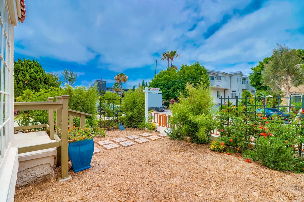 Virtual tour photo 7 of 35 for 1314 Pacific Beach Dr