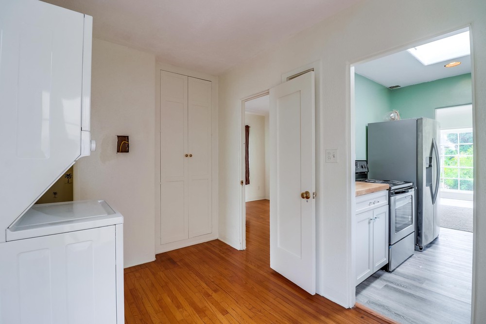 Virtual tour photo 21 of 35 for 1314 Pacific Beach Dr