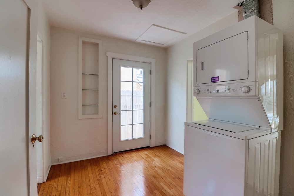 Virtual tour photo 22 of 35 for 1314 Pacific Beach Dr