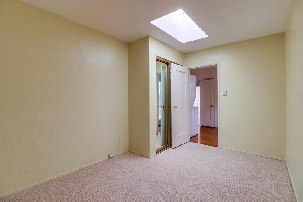 Virtual tour photo 26 of 35 for 1314 Pacific Beach Dr