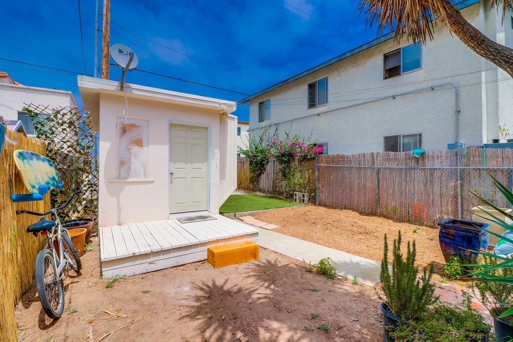 Virtual tour photo 31 of 35 for 1314 Pacific Beach Dr