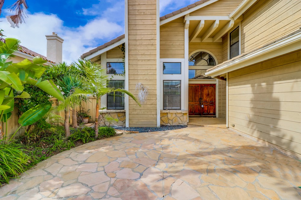 Virtual tour photo 6 of 79 for 13142 Windbreak Rd