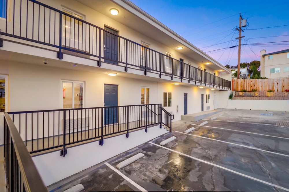 Virtual tour photo 5 of 83 for 1315 Morena Blvd