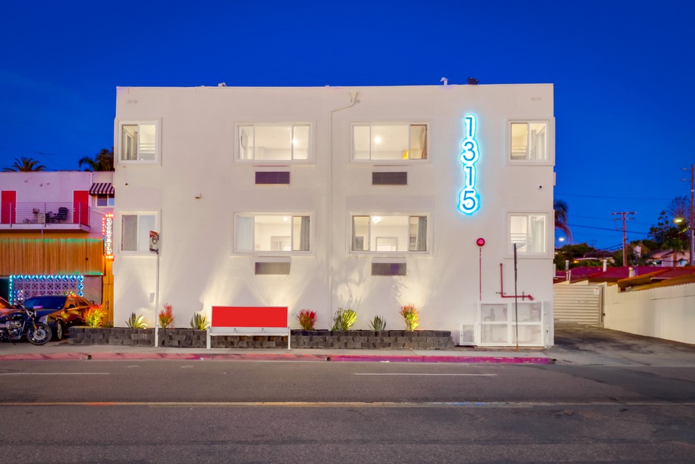 Virtual tour photo 11 of 83 for 1315 Morena Blvd