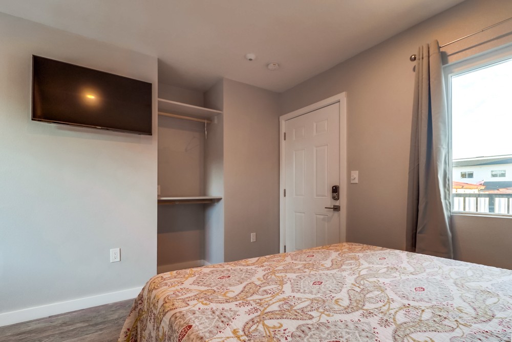 Virtual tour photo 13 of 83 for 1315 Morena Blvd
