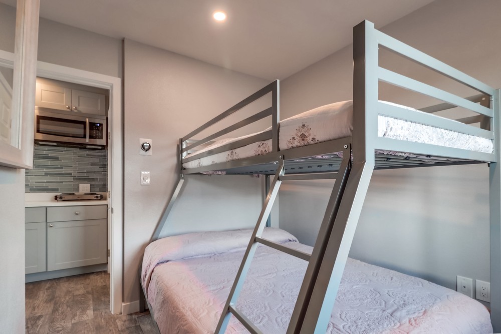 Virtual tour photo 25 of 83 for 1315 Morena Blvd