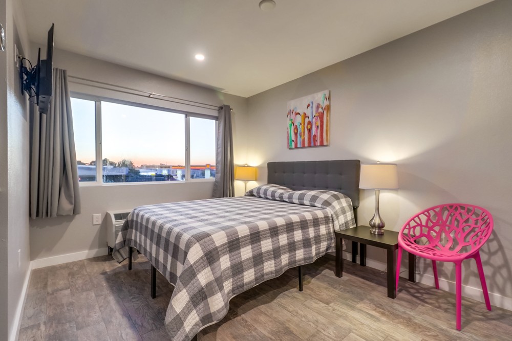 Virtual tour photo 48 of 83 for 1315 Morena Blvd
