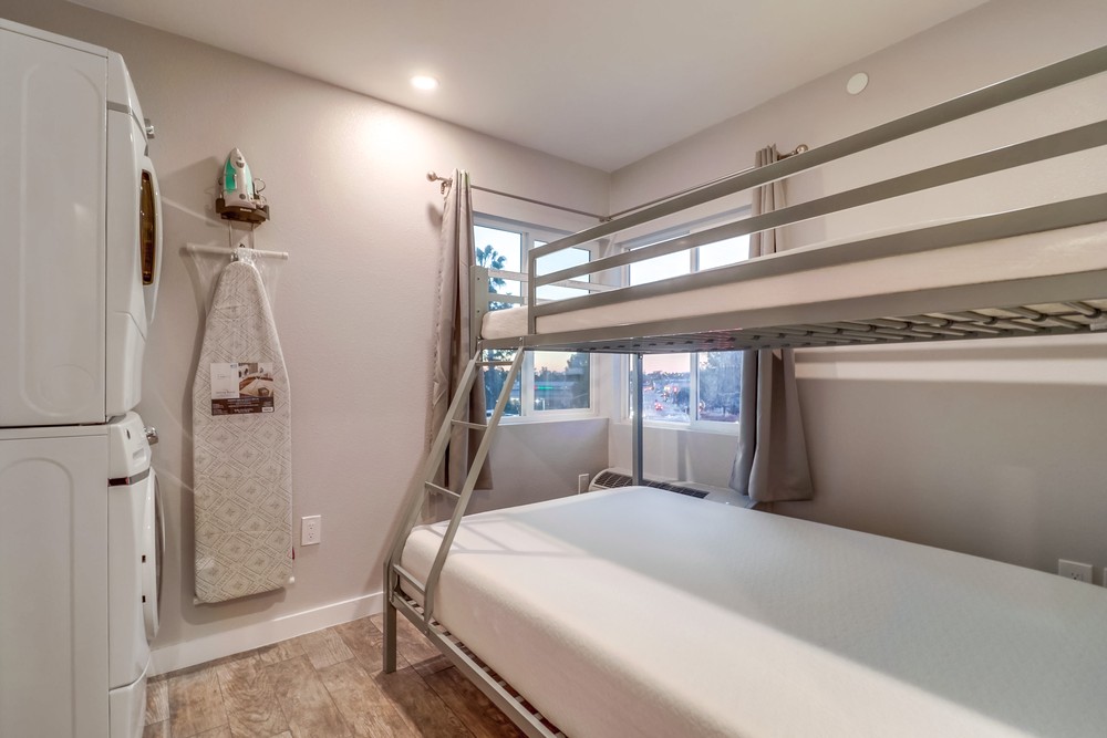 Virtual tour photo 65 of 83 for 1315 Morena Blvd
