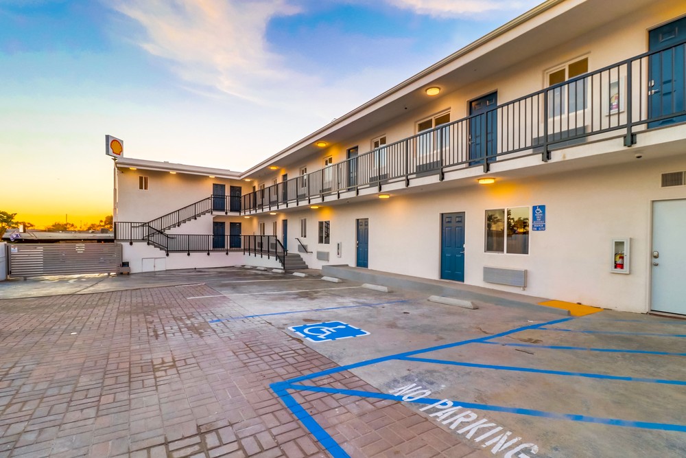 Virtual tour photo 75 of 83 for 1315 Morena Blvd