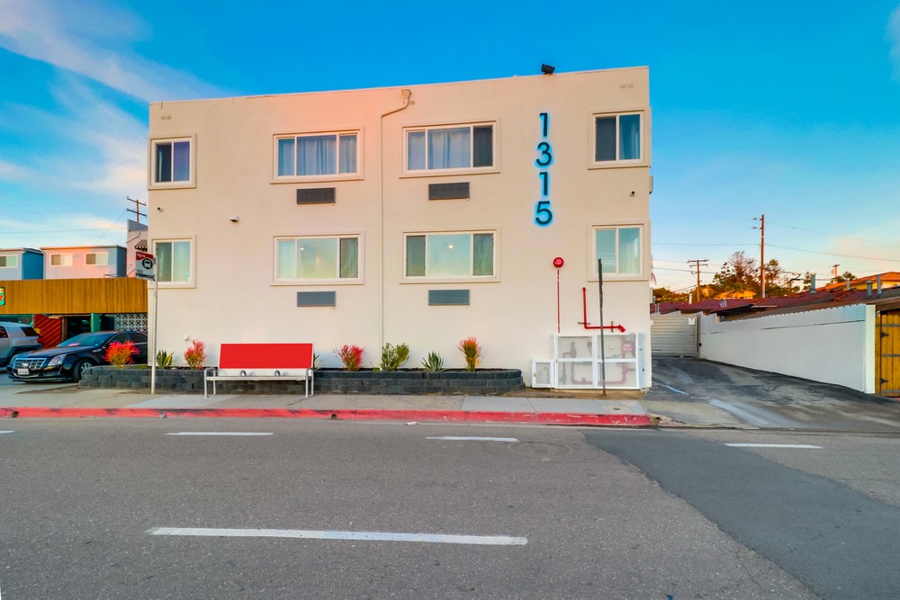 Virtual tour photo 80 of 83 for 1315 Morena Blvd
