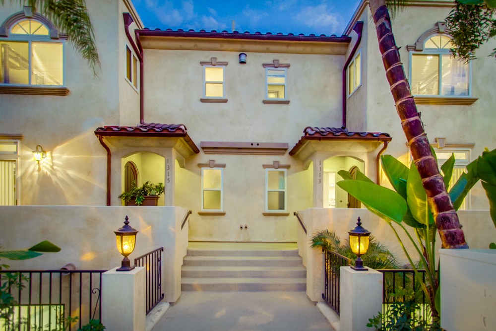 Virtual tour photo 4 of 168 for 1315 Pacific Beach Dr