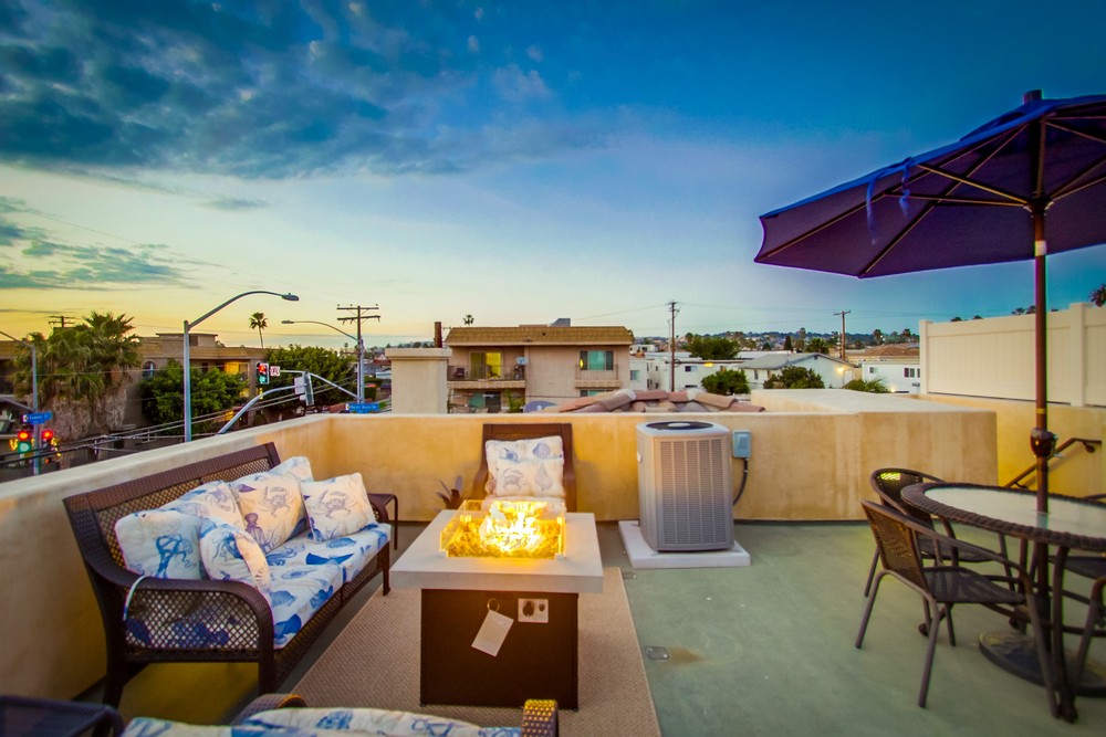 Virtual tour photo 23 of 168 for 1315 Pacific Beach Dr