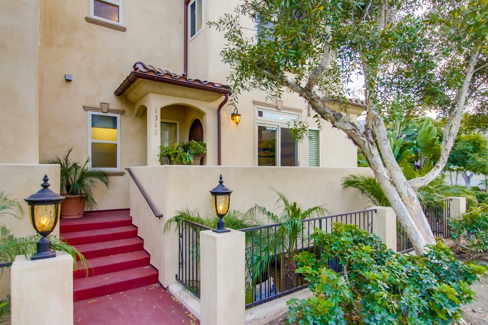 Virtual tour photo 32 of 168 for 1315 Pacific Beach Dr