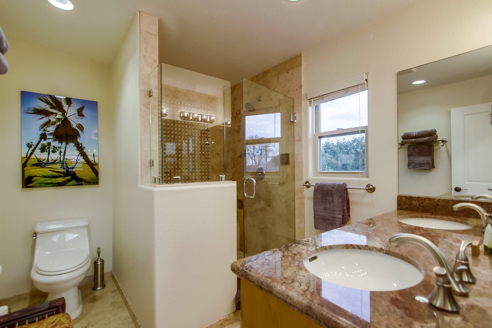 Virtual tour photo 53 of 168 for 1315 Pacific Beach Dr