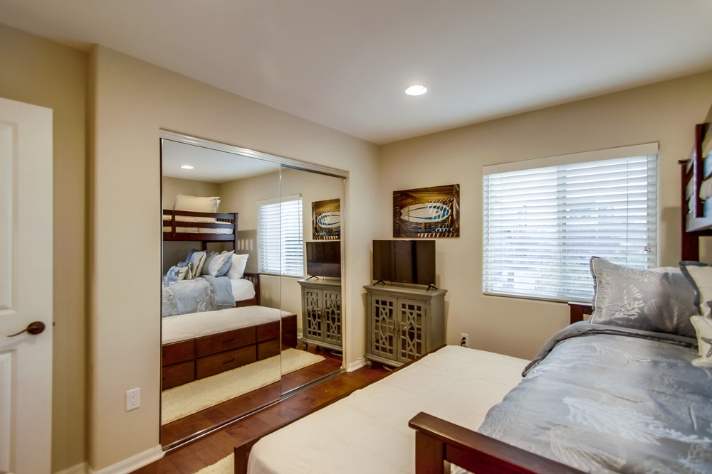 Virtual tour photo 60 of 168 for 1315 Pacific Beach Dr