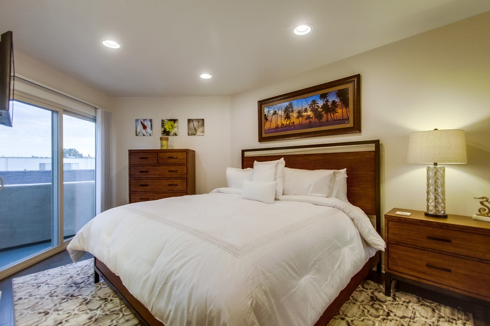 Virtual tour photo 83 of 168 for 1315 Pacific Beach Dr
