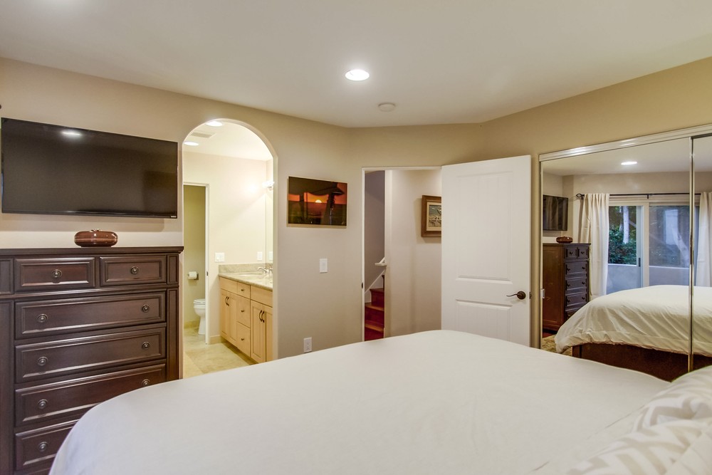 Virtual tour photo 120 of 168 for 1315 Pacific Beach Dr