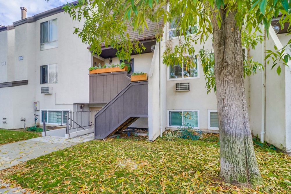 Virtual tour photo 4 of 94 for 1317 Caminito Gabaldon UNIT K