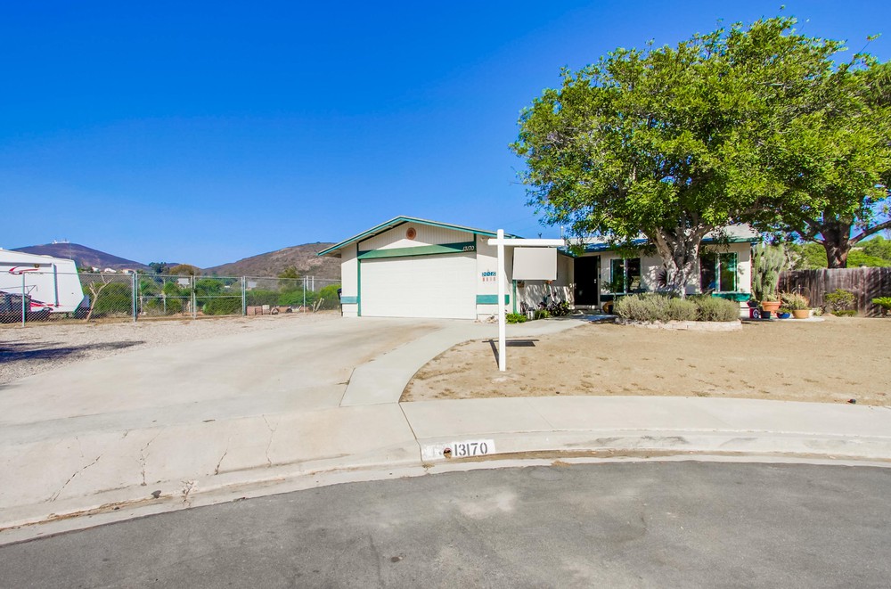 Virtual tour photo 3 of 57 for 13170 Via Del Valedor