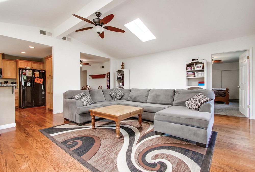 Virtual tour photo 14 of 57 for 13170 Via Del Valedor