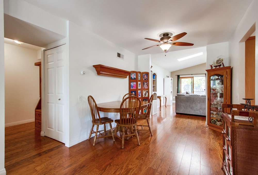 Virtual tour photo 15 of 57 for 13170 Via Del Valedor