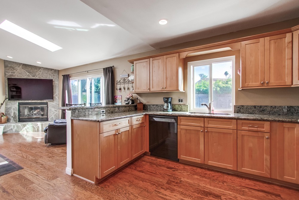 Virtual tour photo 24 of 57 for 13170 Via Del Valedor