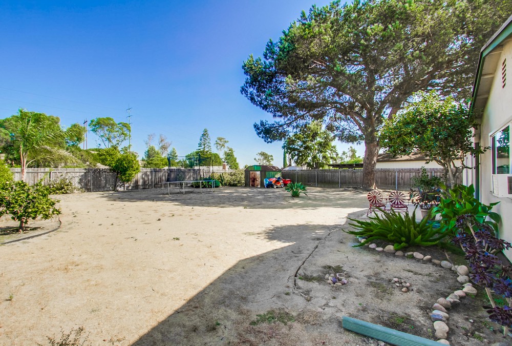 Virtual tour photo 47 of 57 for 13170 Via Del Valedor