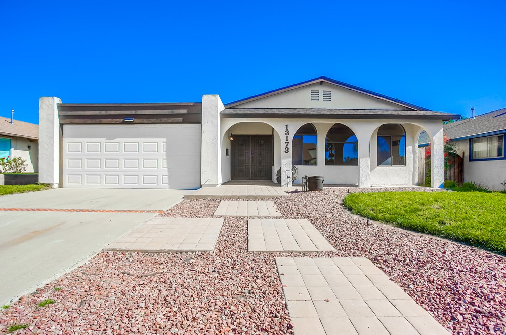 Virtual tour photo 5 of 48 for 13173 Avenida Del General