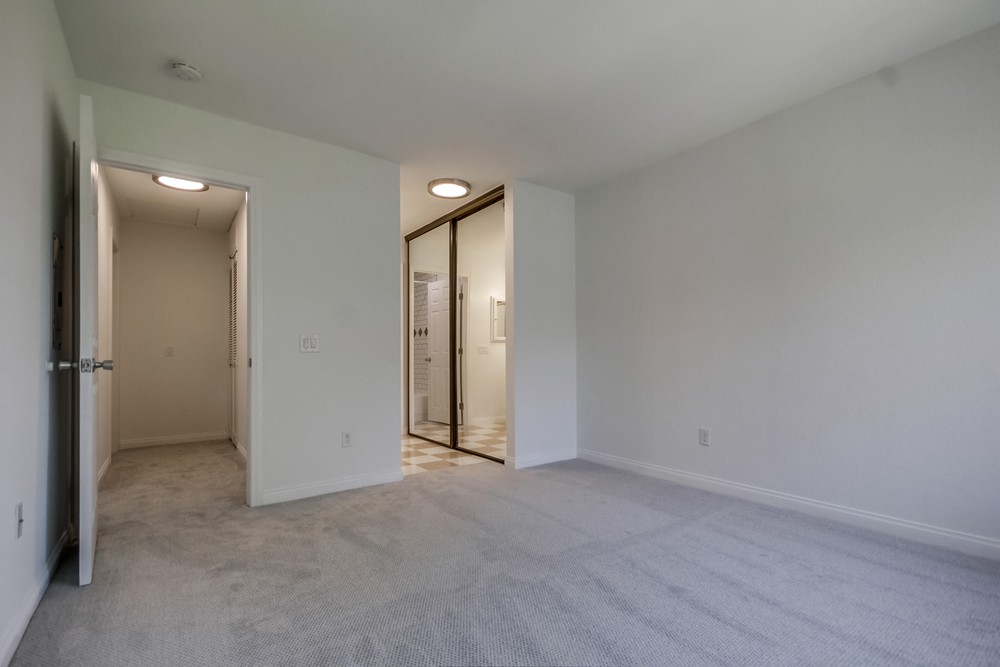Virtual tour photo 23 of 36 for 13175 Wimberly Square UNIT 294