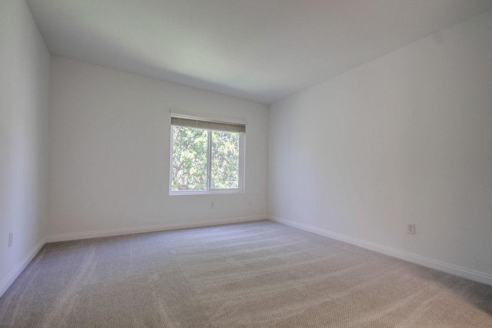 Virtual tour photo 28 of 36 for 13175 Wimberly Square UNIT 294