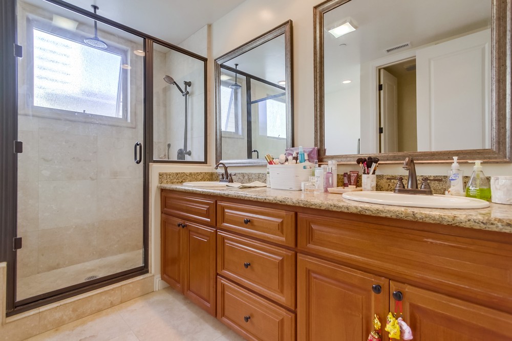 Virtual tour photo 44 of 57 for 1318 Oliver Ave