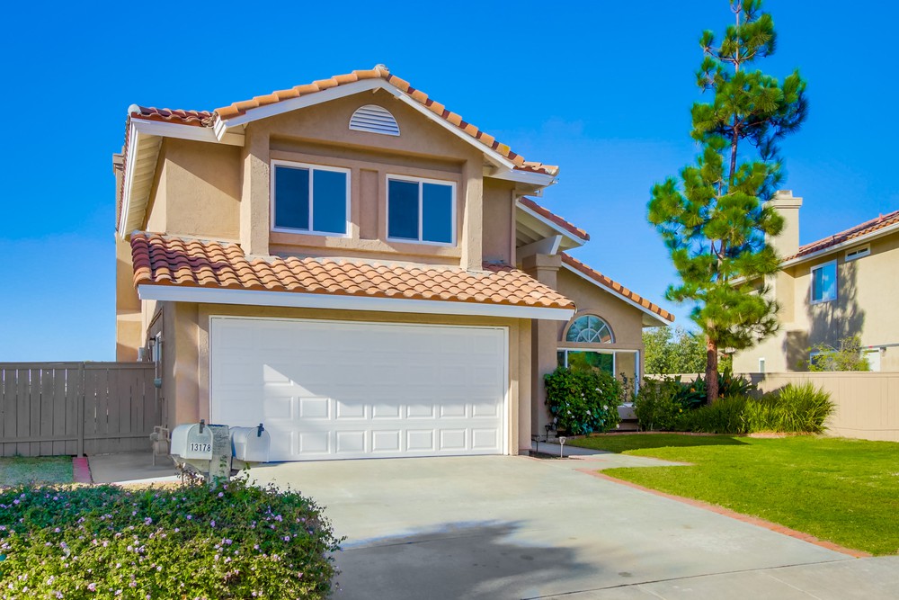 Virtual tour photo 4 of 55 for 13188 Dufresne Pl